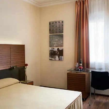 Отель Astoria