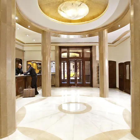 酒店 阿斯托里亚酒店 3*
